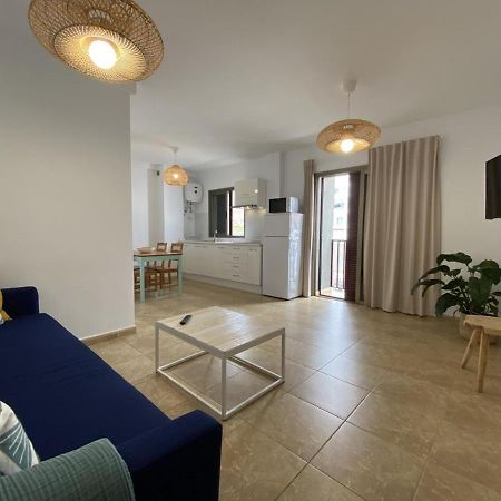 Vivienda Vacacional Sur De Europa B 3 5 La Restinga Exterior foto